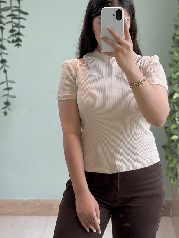 تیشرت سرشانه باز 6060